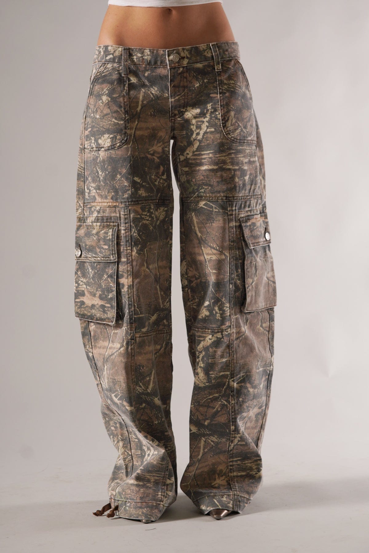 CamoCore™ - Wide Leg Cargo Pants